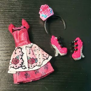 EVER AFTER HIGH Hat-tastic Party Briar Beauty Outfit